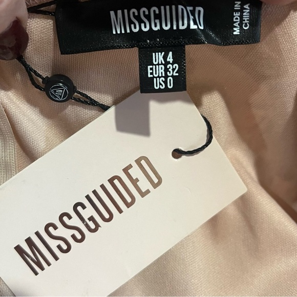 MISSGUIDED NWT Pink Floral Puff Sleeve Frill Mini Dress Size 0 - Picture 11 of 14